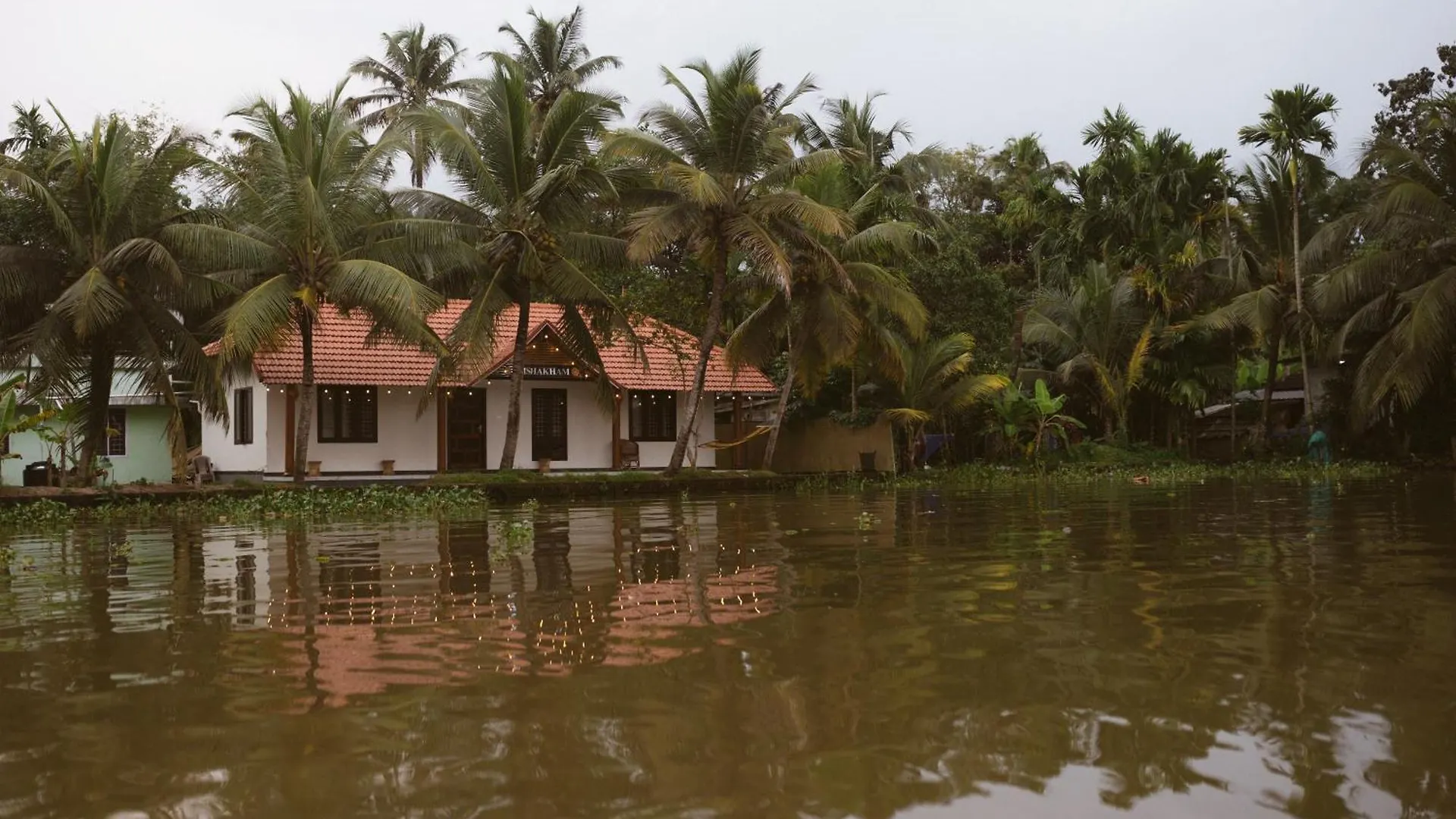 منزل للإقامة شقة Tulsi Kayal Retreat Champakulam الهند