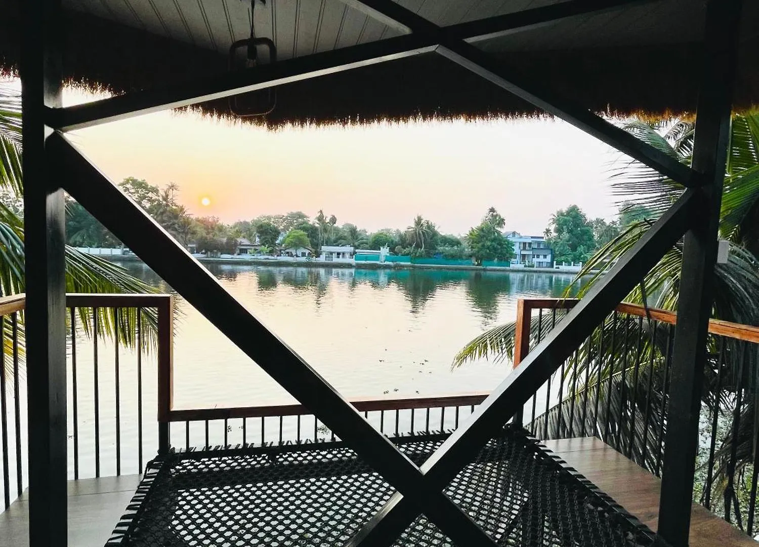 منزل للإقامة شقة Tulsi Kayal Retreat Champakulam