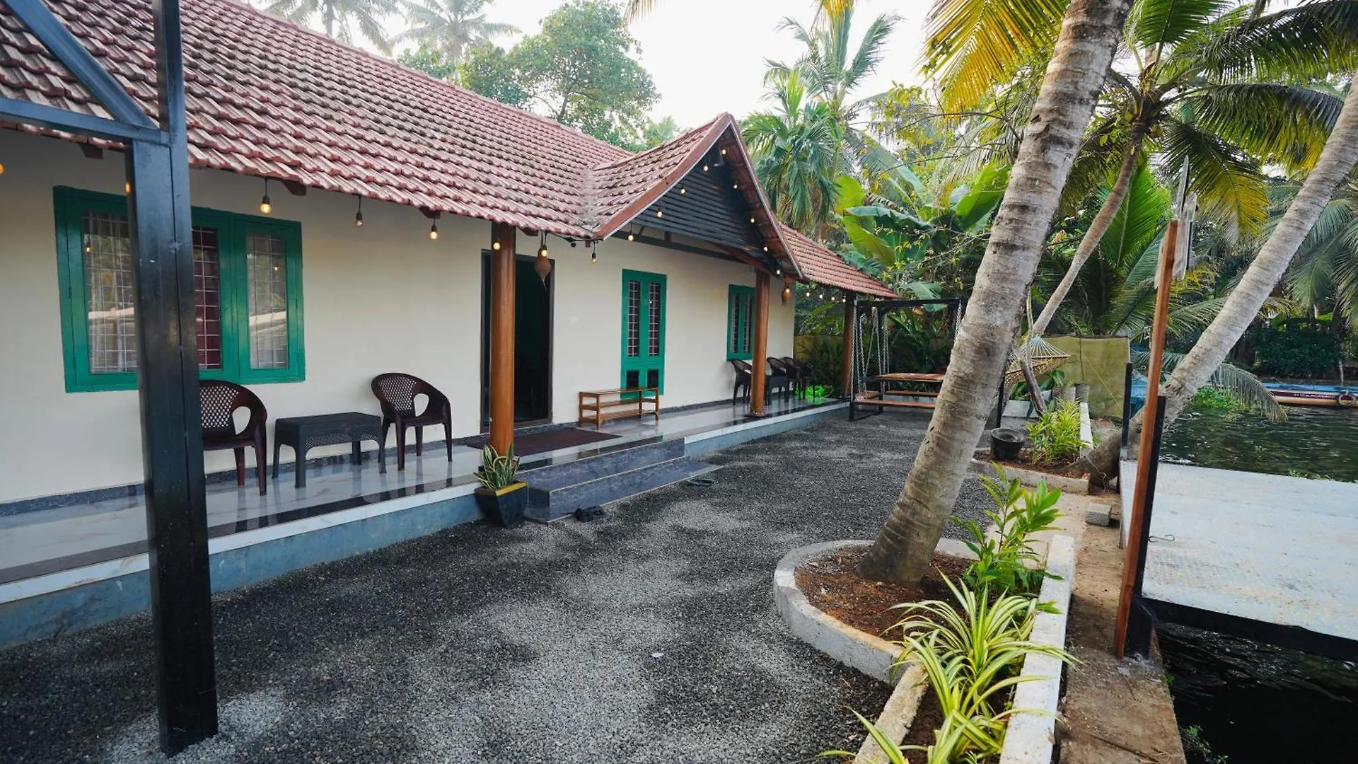 منزل للإقامة شقة Tulsi Kayal Retreat Champakulam
