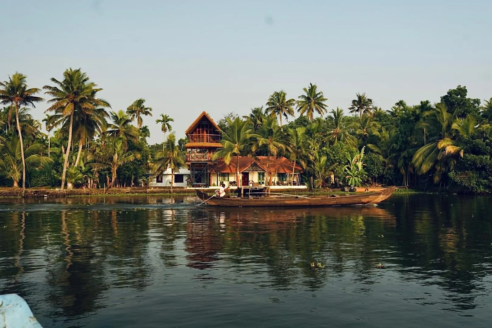 شقة Tulsi Kayal Retreat Champakulam الهند