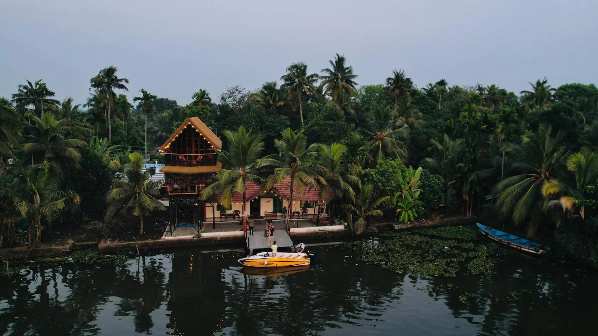 Tulsi Kayal Retreat Apartman Champakulam Homestay szállás