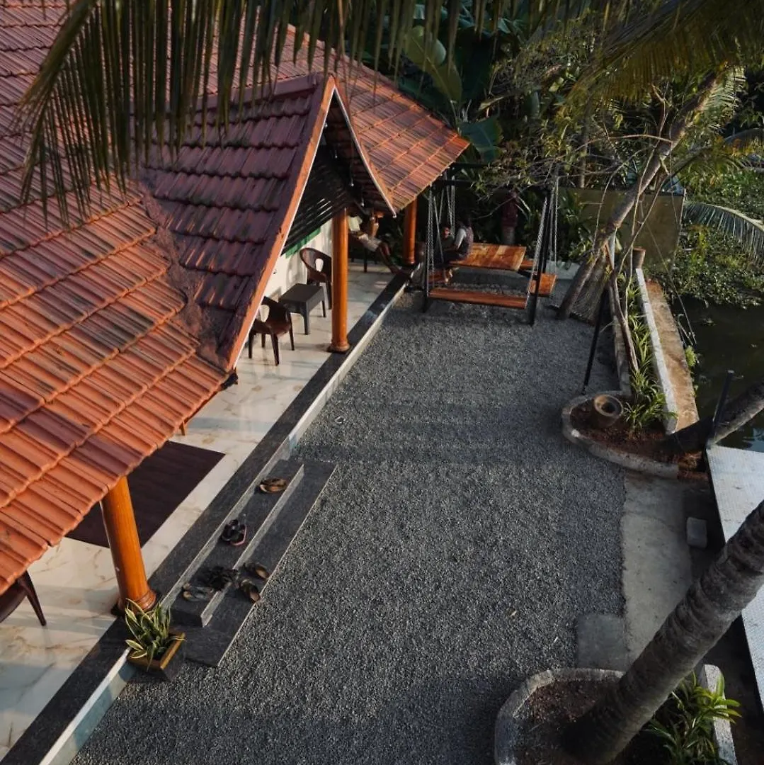 Tulsi Kayal Retreat Apartman Champakulam Homestay szállás